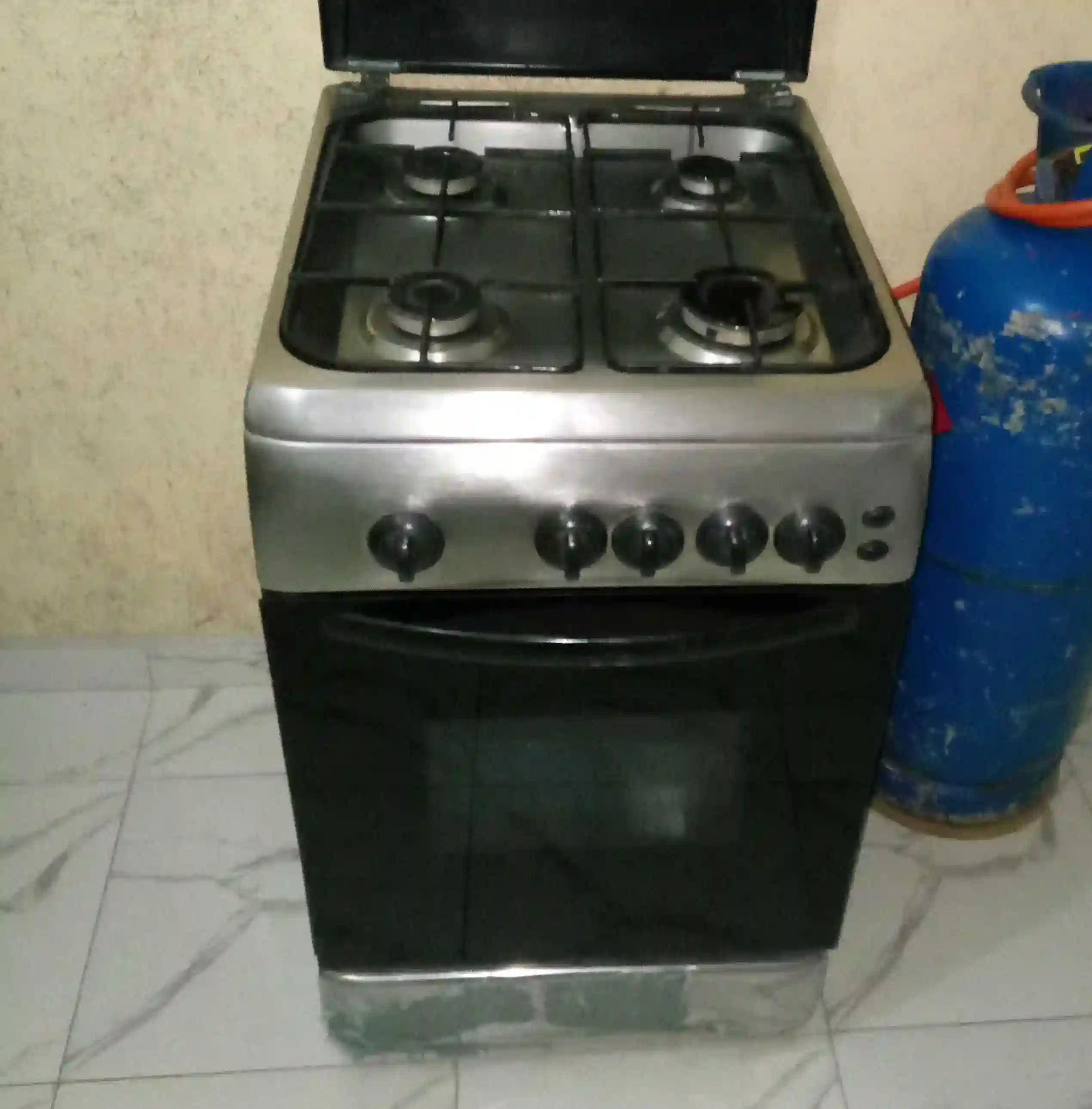 4-Plate Gas Stove