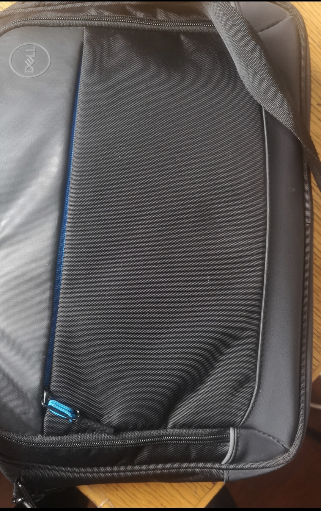 Very neat and classy dell laptop bag