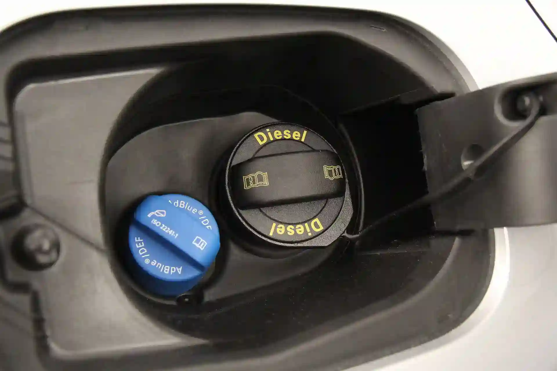 Auto parts and Adblue