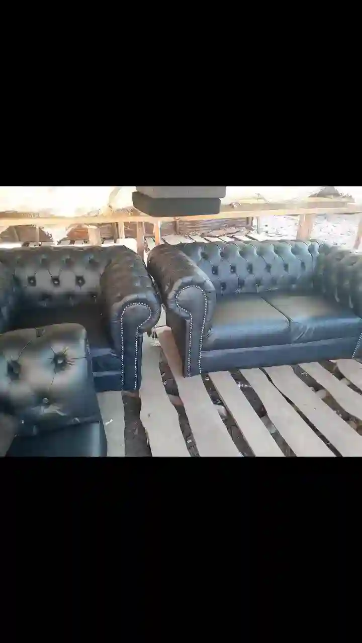 CUSTOM MADE CHESTERFIELD COUCHES HARARE