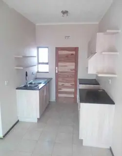 Fitted Kitchens, BICs, Ceiling