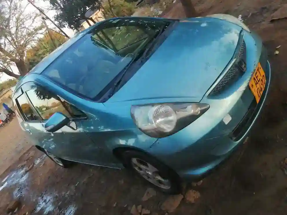 HONDA FIT OLD SHAPE