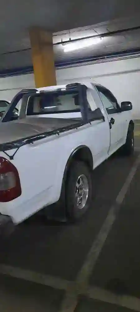 isuzu kb300