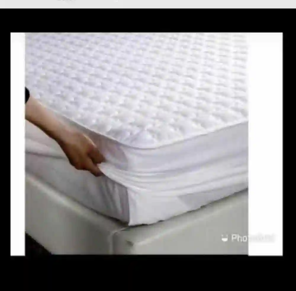 Mattress protector