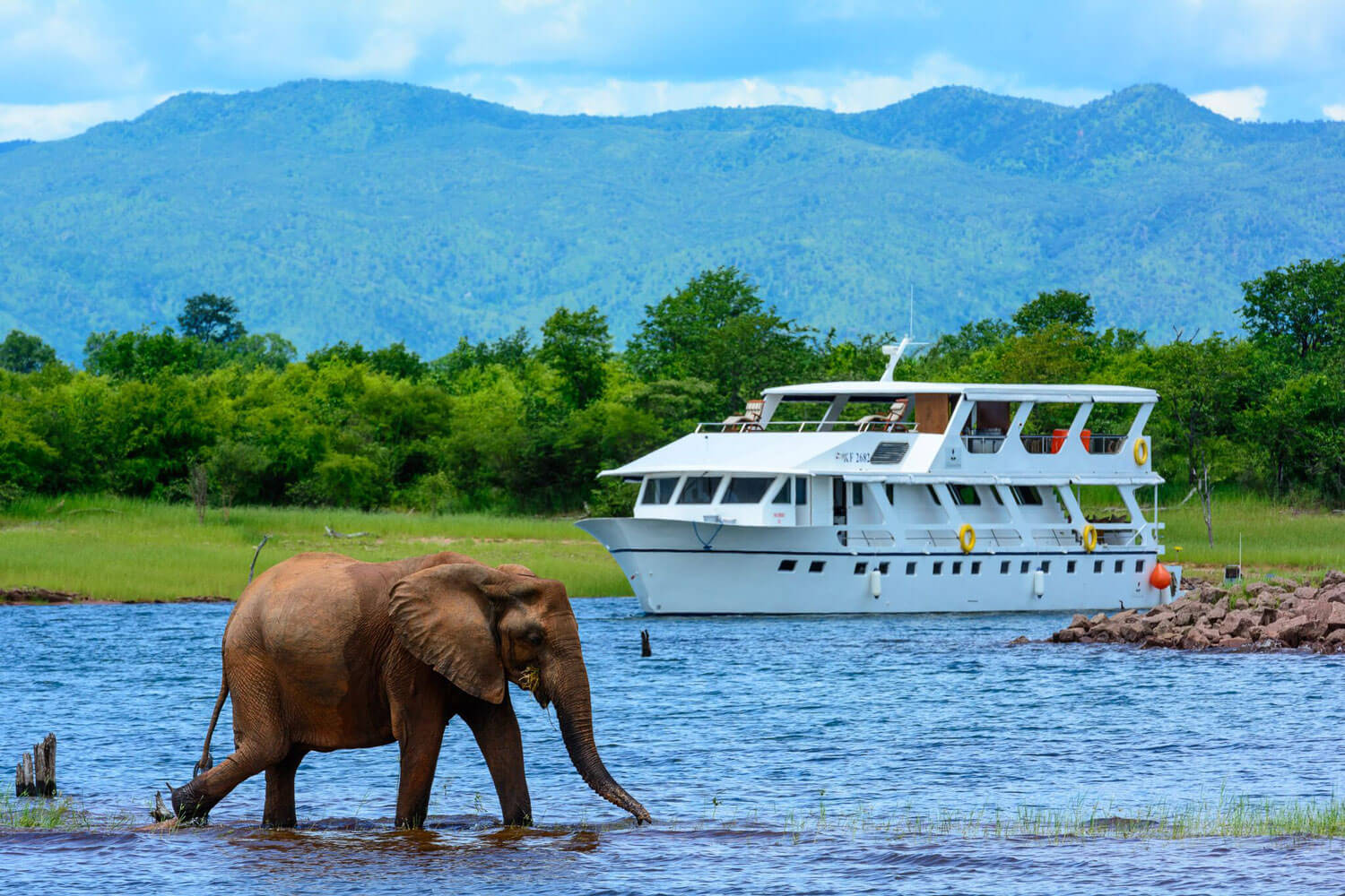 Kariba Safari Cruises