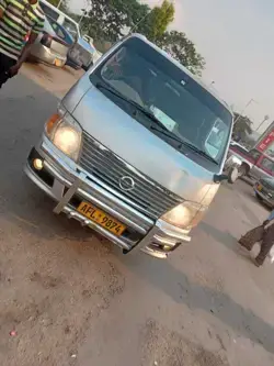 Nissan Caravan ZD 30