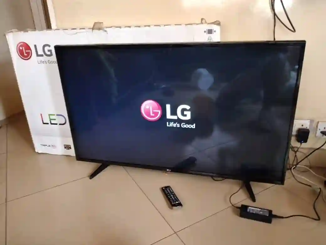 Original LG 49" FHD Led TV