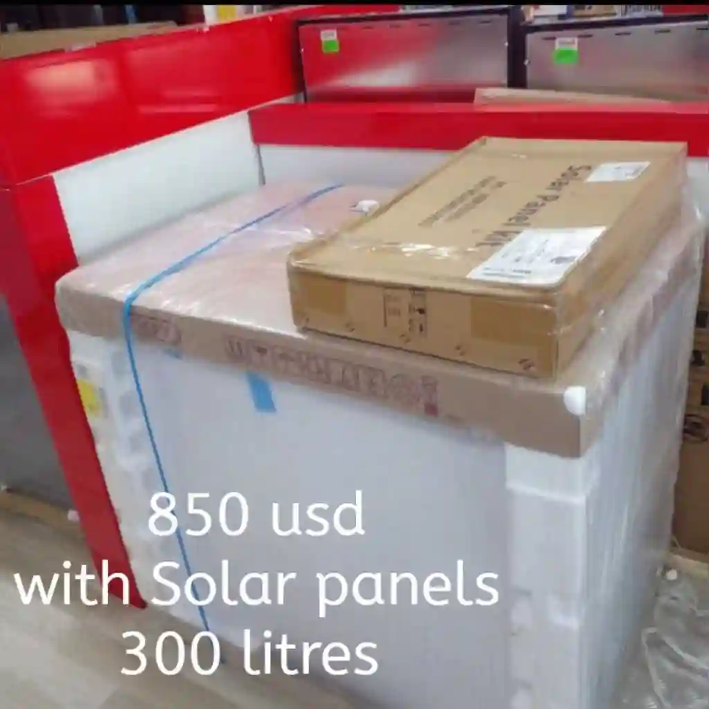 Solar refrigerator with panels