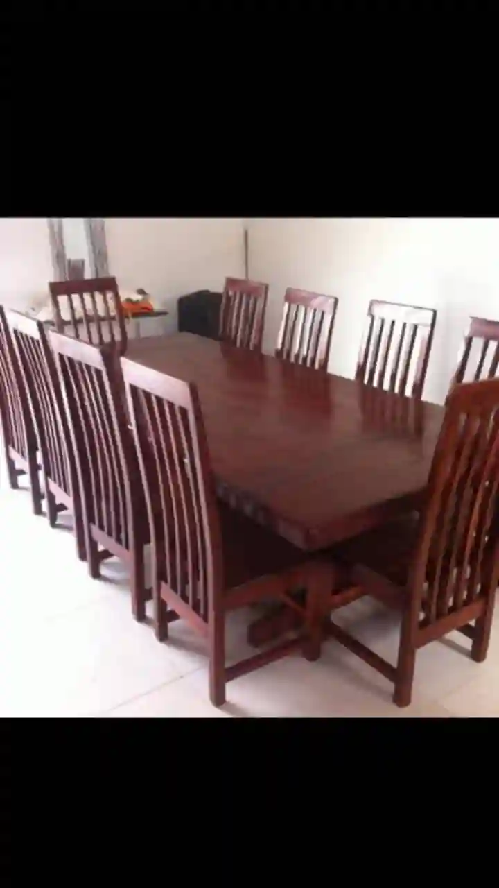 TEAK LOUNGE SUIT FOR SALE IN HARARE AND SURROUNDING AREAS