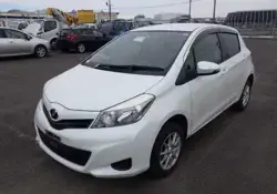TOYOTA VITZ SMILE Edition