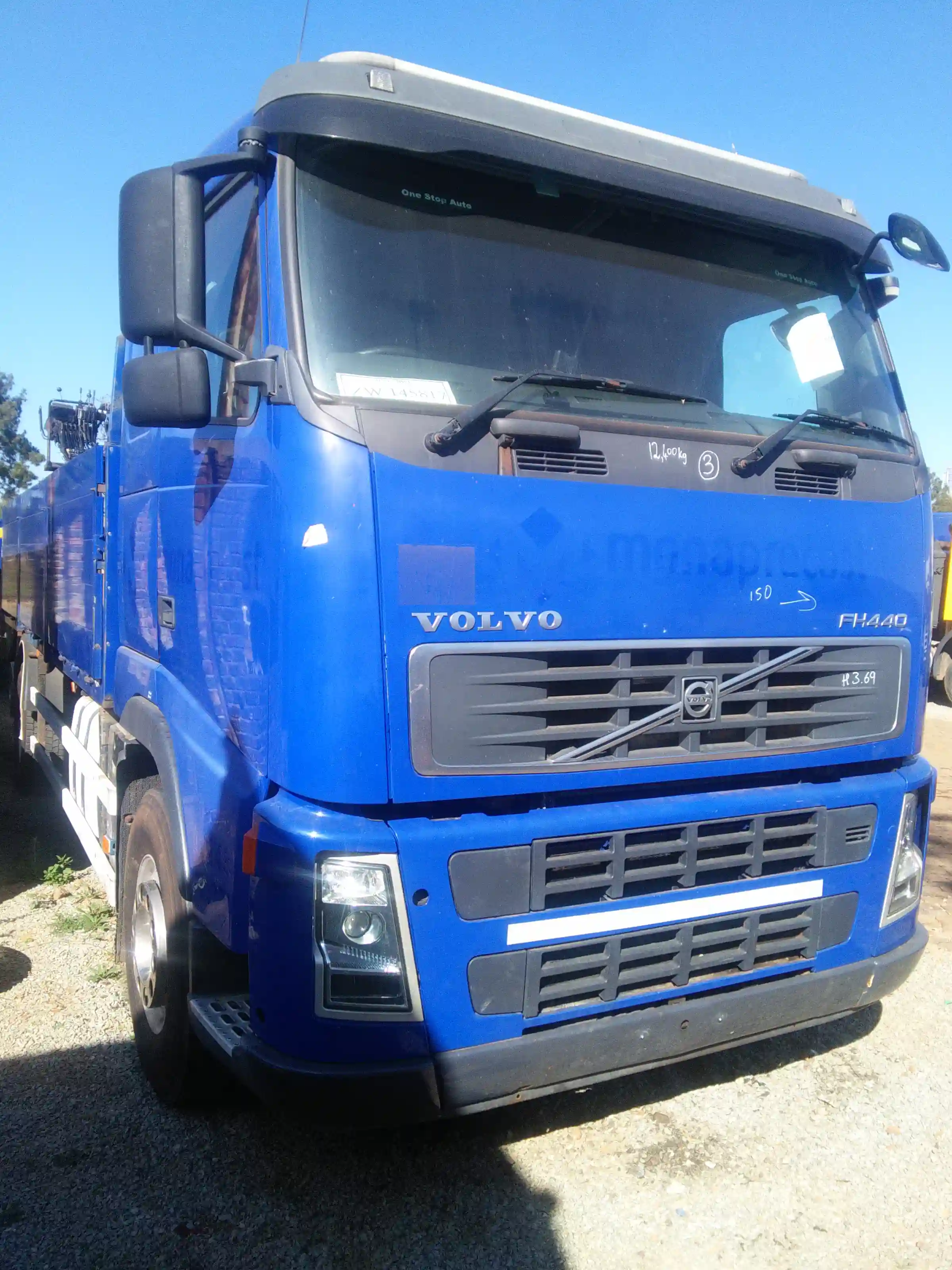 TRUCK CRANE (BRICK CARRIER) FOR SALE ZIMBABWE