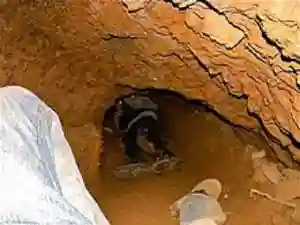 A 32-year-old Man Suffocates While Extracting Gold Ore From An Abandoned Mine