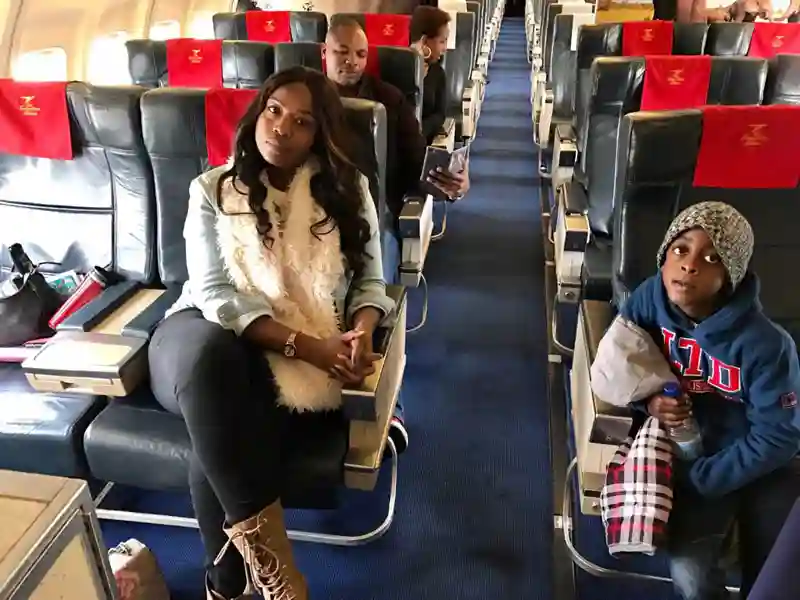 Air Zimbabwe does it again, only 4 passengers on  Johannesburg to Harare flight