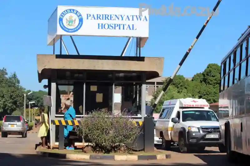 BREAKING: Fire Breaks Out At Parirenyatwa Hospital, Expecting Mothers, Babies Evacuated From Maternity Ward