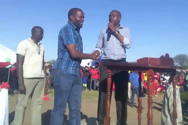 Chamisa Says Wife's Car Was Chased By 'Some Eerie Figures'