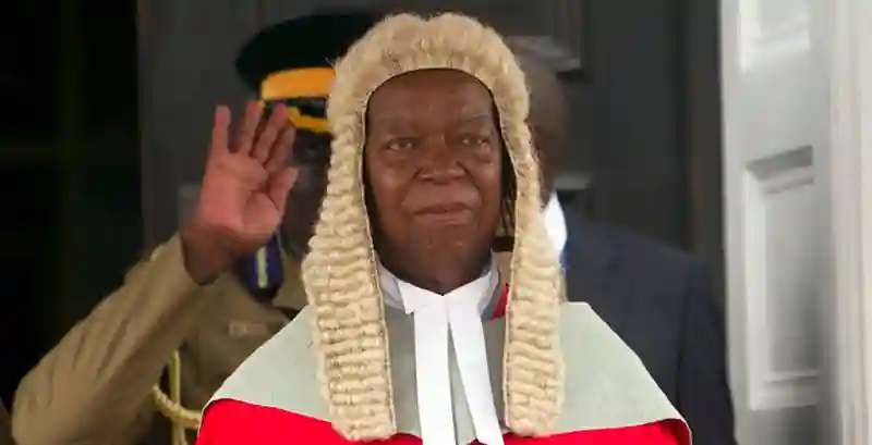 Chief Justice Godfrey Chidyausiku retires