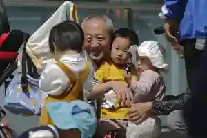 China Allows Couples To Have Three Children