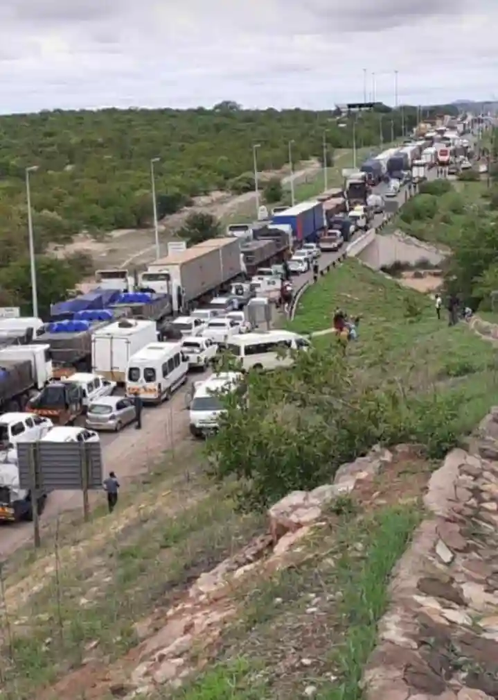Cross-border Traders Blame Zimbabwe Government For Beitbridge Chaos