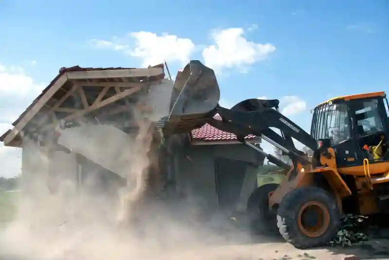 Demolitions To Resume In 30 Days - Muguti
