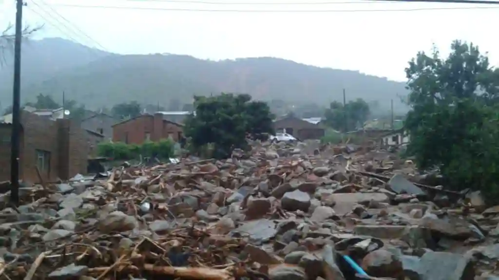 Experts To Investigate Earth Tremor Felt Before Cyclone Idai- Mnangagwa