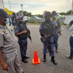 Gauteng Police Intercept Pickup Truck With 14 Zimbabwean Border Jumpers