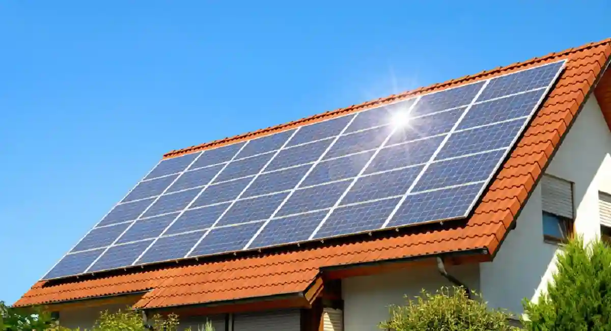Govt To Install Solar Power Facilities At Civil Servants' Homes
