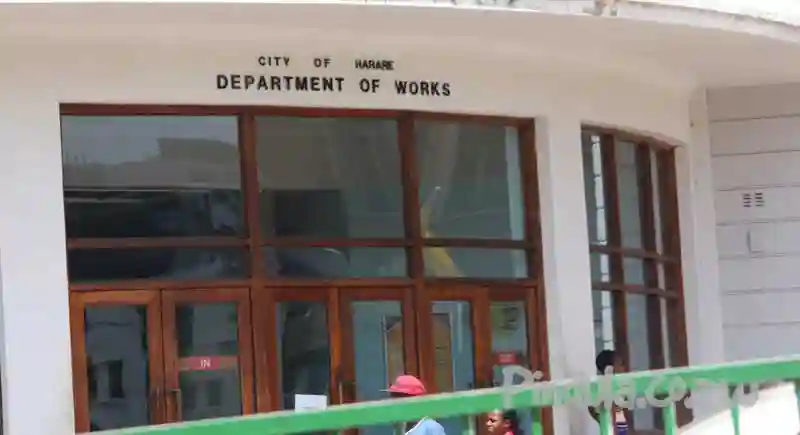 Harare City Council starts paying workers with stands