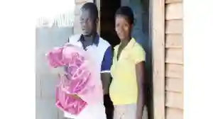 Hubby Turns Midwife, Assists Wife To Give Birth At Home