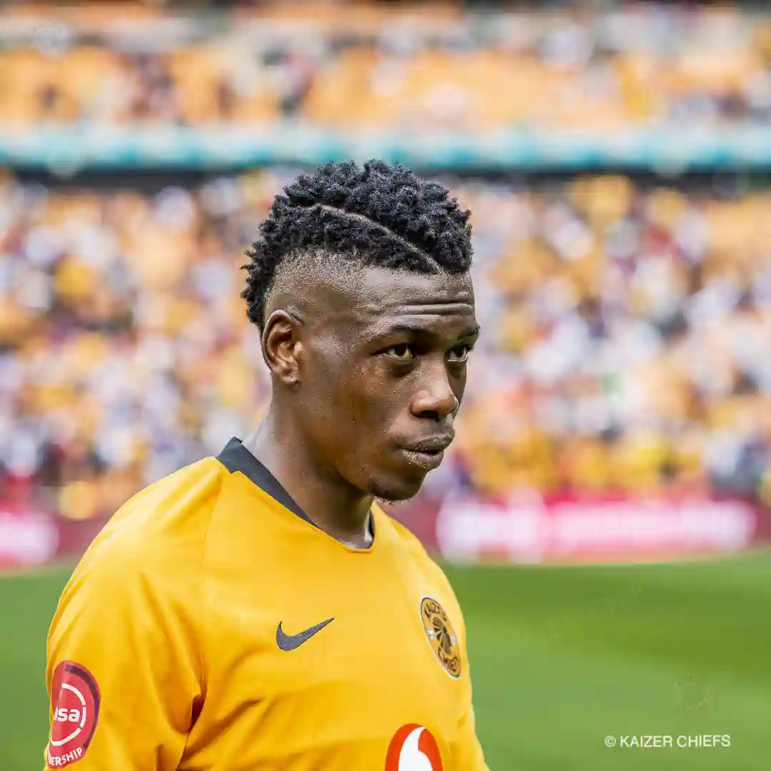 Kaizer Chiefs Confirms Hadebe's Transfer To Turkish Club