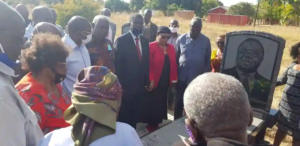 Khupe, Mwonzora 'Marriage Of Convenience' On The Rocks
