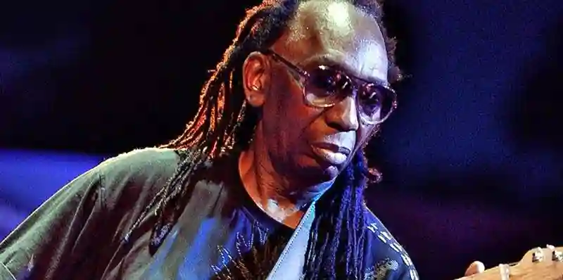 "Let's not forget these new leaders are the same people who worked with Mugabe": Thomas Mapfumo not sure if it's safe to come back to Zimbabwe