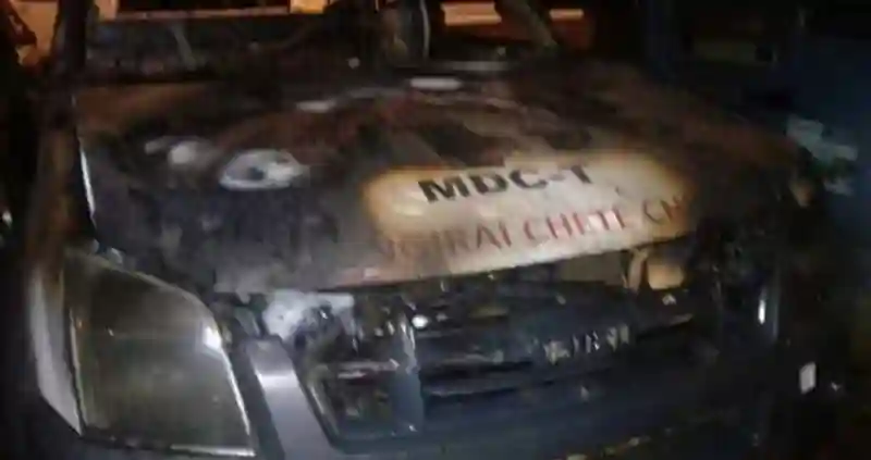 MDC-T accuses Mugabe regime of setting its vehicle on fire