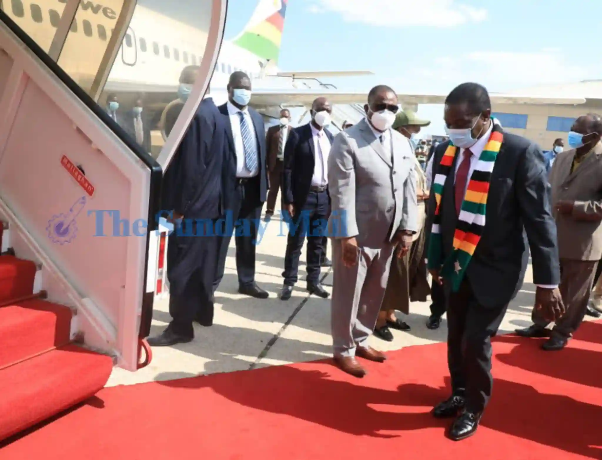 Mnangagwa Off To Angola For Dos Santos Funeral