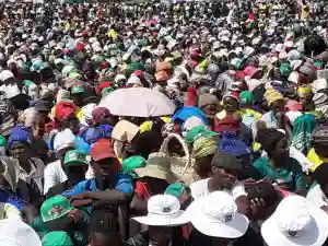 Mnangagwa Pleads With ZANU PF Supporters Not To Leave The Party