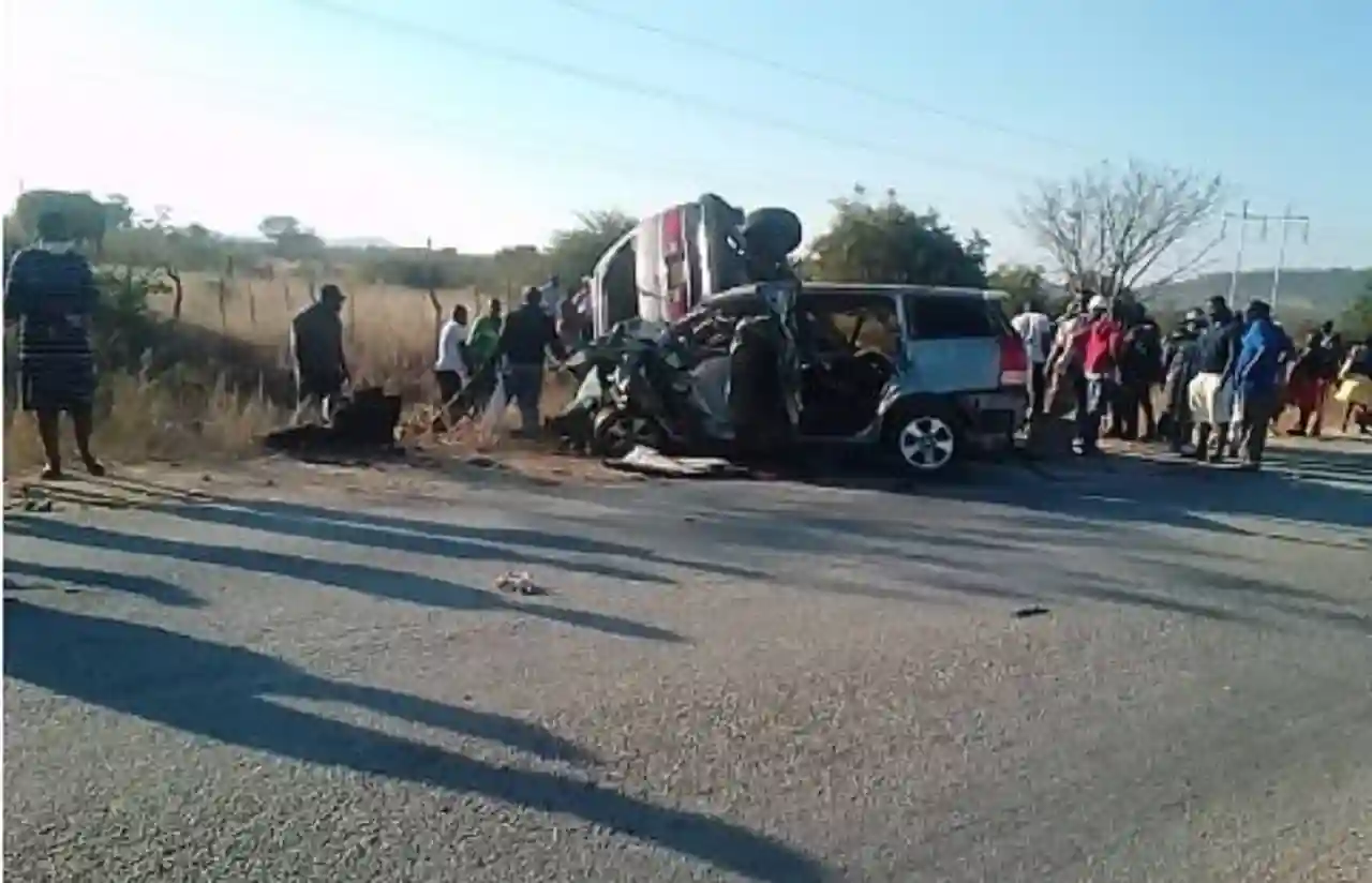 Mnangagwa 'Shocked' By Masvingo-Zvishavane Road Accident