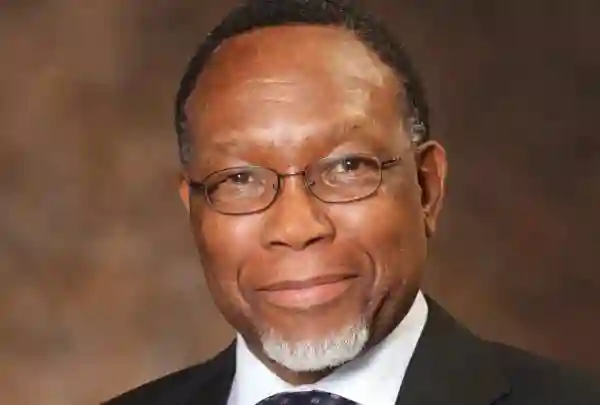 Motlanthe In Bid To Bring Mnangagwa, Chamisa To The Negotiating Table; Report Claims