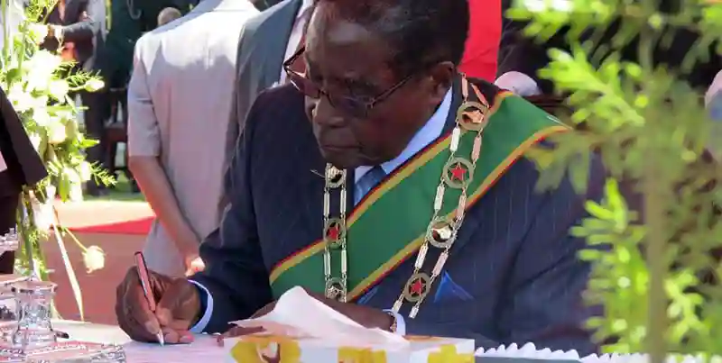 Mugabe Presidential Decree says Bond Notes "legal tender in all transactions in Zimbabwe"