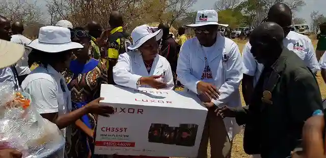 Mutsvangwa Hands Over 17 Radio Receivers To Binga Chiefs
