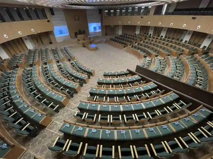 Parliament Of Zimbabwe Relocates To The New Parliament Building