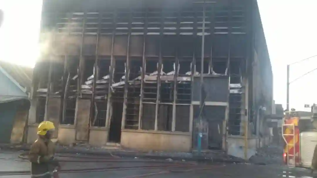 PICTURES: Harare Building Destroyed By Fire