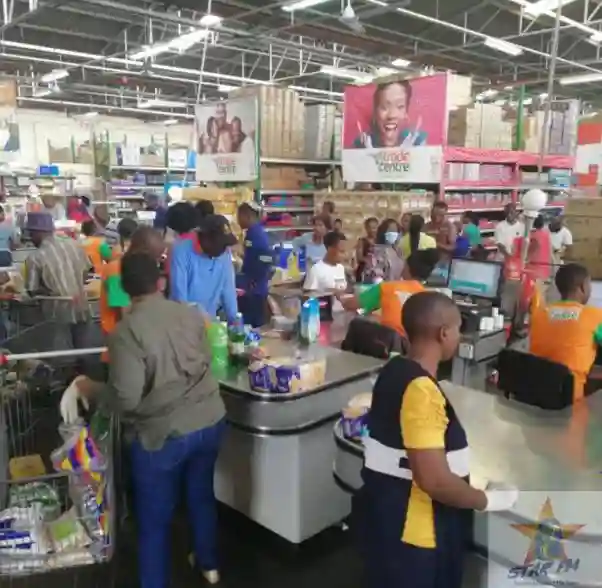 PICTURES: Lockdown Shopping In Harare
