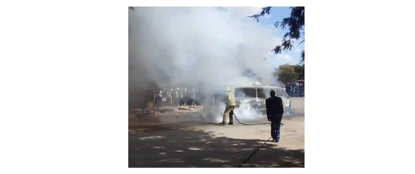 Police Tear Gas Burn 2 Pirating Kombis To Ashes