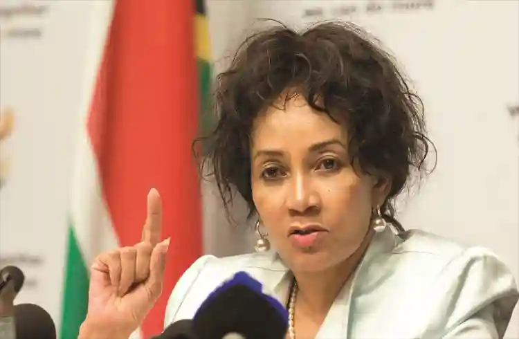 South Africa Ready To Assist Zim At Any Time - Lindiwe Sisulu