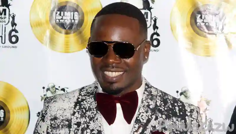 Stunner and Mungoshi almost fight over Stunner's wife at Zim Hip Hop Awards