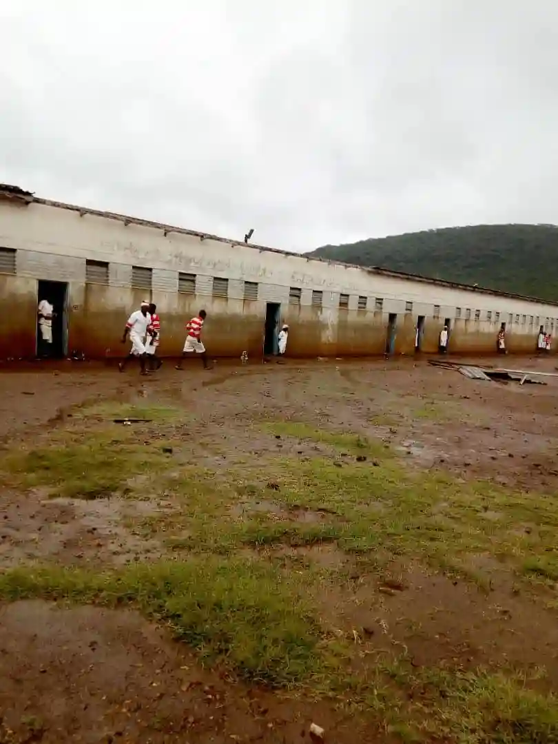 Two Inmates Escape Mutimurefu Prison