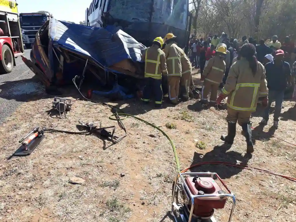 Updated: 13 People Dead In Kombi, Bus Crash