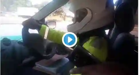 Video: ZRP officers drive away with motorist's car and leave him behind after he asked for a form 265.