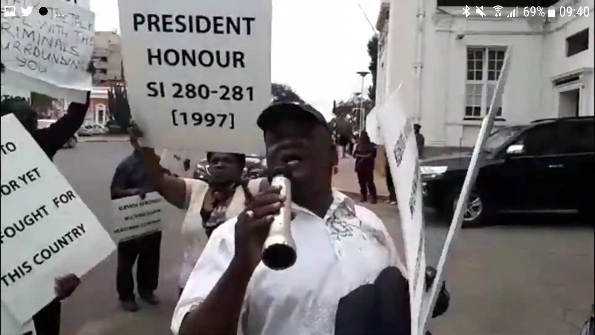 War Veterans Disown Rival Group For Demonstrating At Mnangagwa's Offices