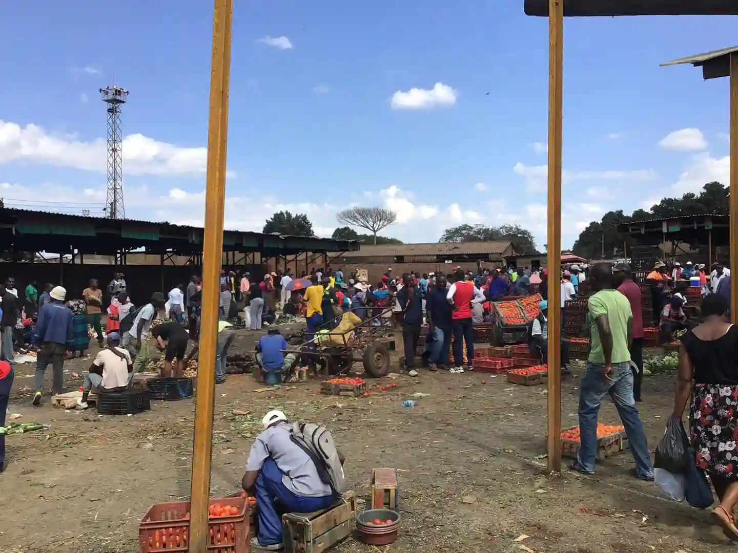 WATCH: Business As Usual In Mbare Harare Despite Lockdown