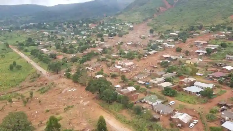 WATCH: Heartbreaking Scenes At The Mass Burial Of Cyclone Idai Victims